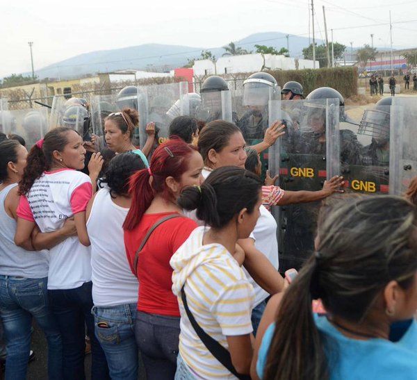 Dos muertos y diez heridos dejó un motín en cárcel de Uribana (3)