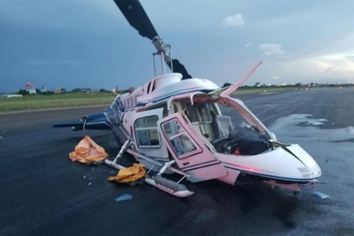 se-precipito-helicoptero-en-aeropuerto-de-puerto-ordaz-hay-2-heridos-09-2016