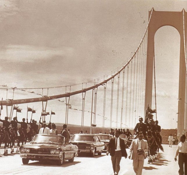 primer-recorrido-por-el-puente-angostura