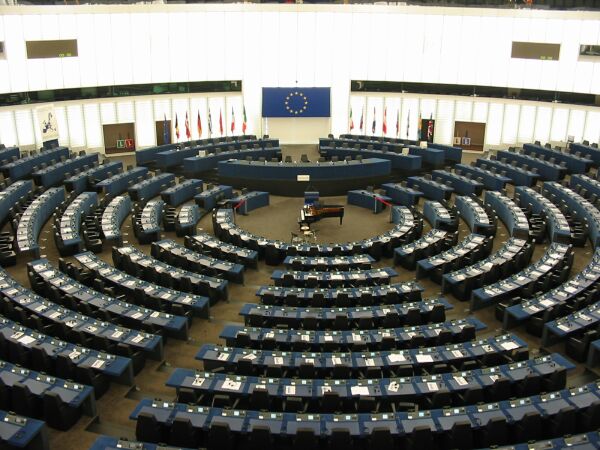 PARLAMENTO EUROPEO