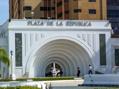PLAZA LA REPUBLICA, MARACAIBO (2)