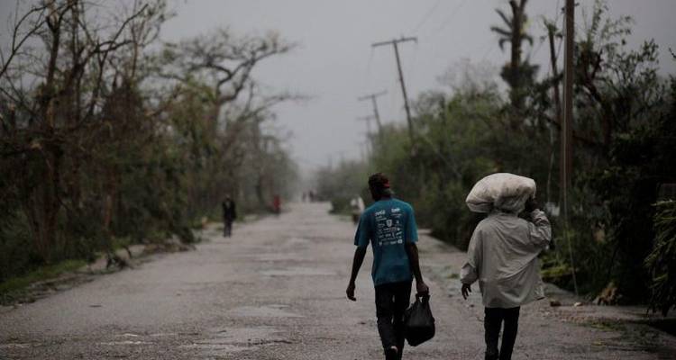 huracan mattew arrasa en haiti