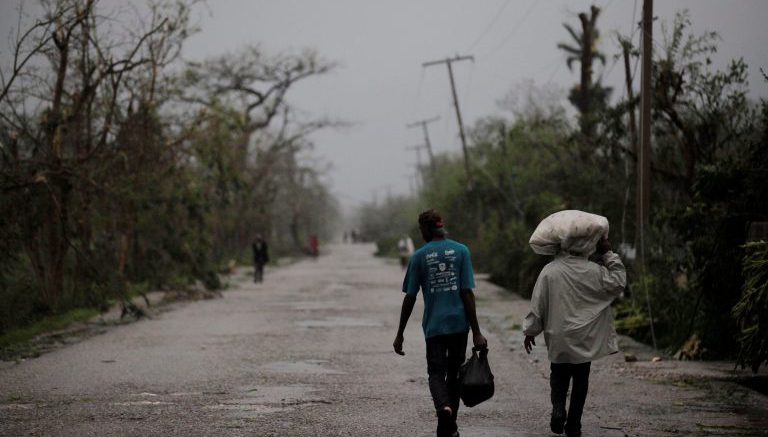 huracan mattew arrasa en haiti