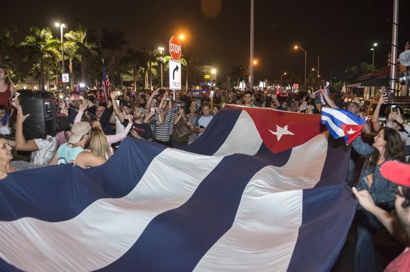 Fotos de la celebración en Miami por la muerte del Dictador Fidel Castro