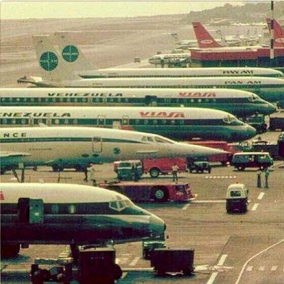 Foto del aeropuerto de Maiquetia en los mejores años de la "Cuarta República", cientos de vuelos entraban y salían al día