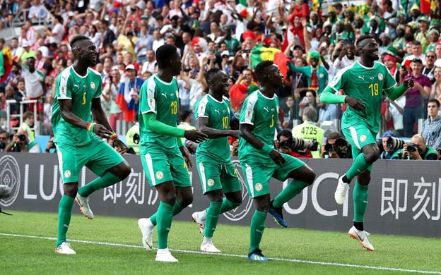 Senegal se impone 2 por 1 a Polonia
