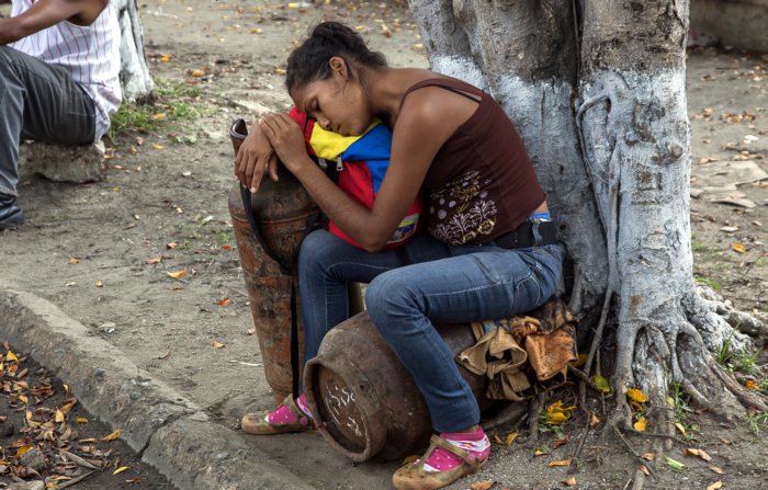 venezolanos sufren por apagones