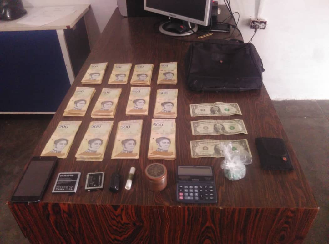 PoliAnzoátegui capturó a un sujeto por tenencia y venta de droga en Píritu