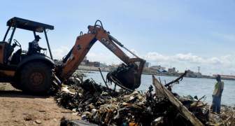 Alcaldía recogió 8 toneladas de desechos de las orillas del lago de Maracaibo en el casco central