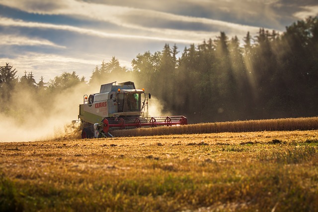 ALQUILER DE MAQUINARIA AGRICOLA EN ESPAÑA