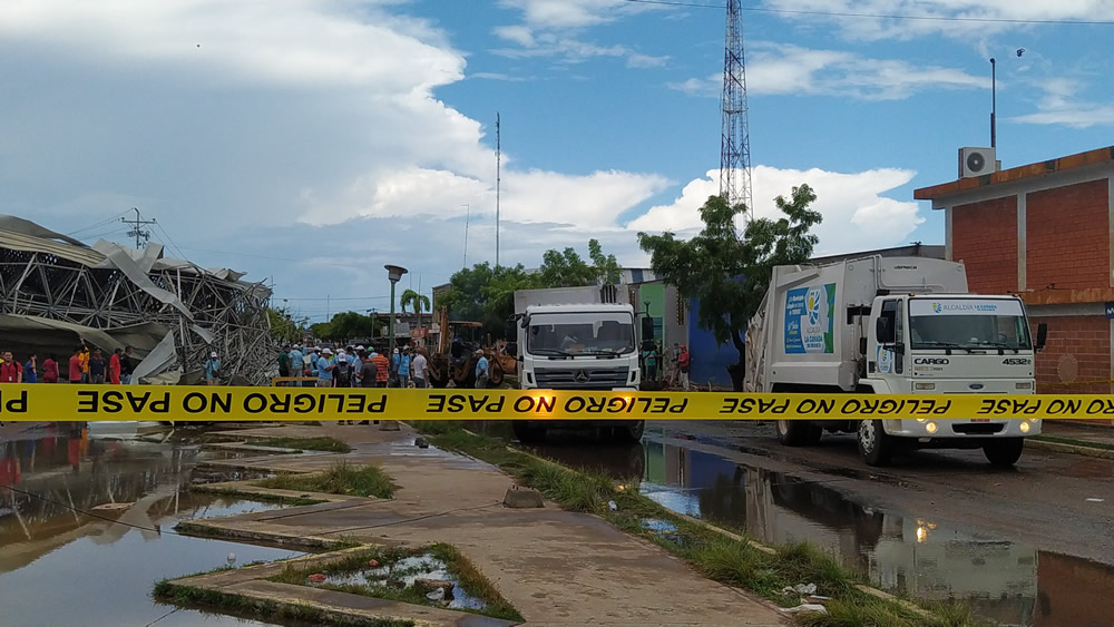 Fuertes lluvias hace destrozos en La Cañada de Urdaneta