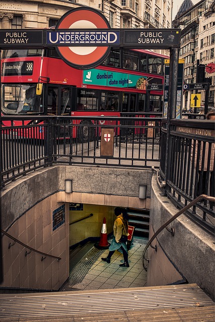 TURISMO EN LONDRES HOTELES BARATOS ECONOMICOS BOOKING TRIPADVISOR TRIVAGO 