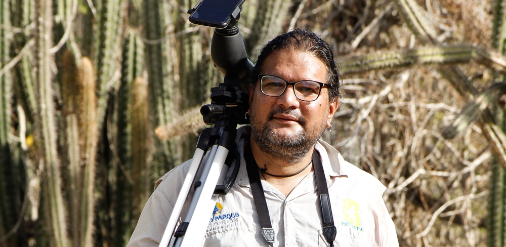 National Geographic otorga galardón a José Manuel Briceño por su labor en la conservación de la Cotorra Margariteña.