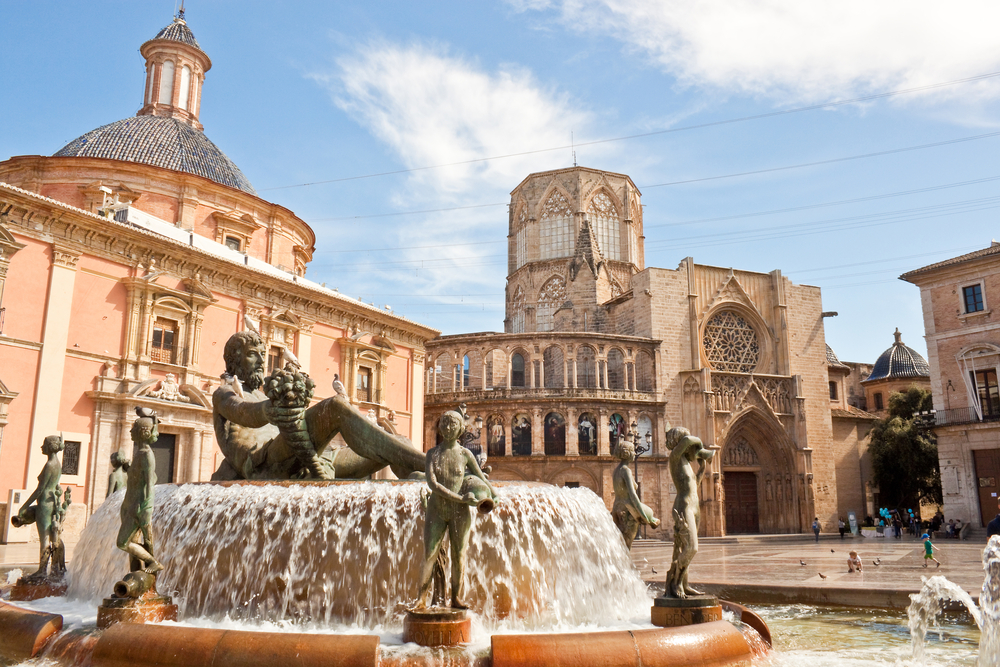 TURISMO EN ESPAÑA HOTELES EN VALENCIA ALOJAMIENTO ALQUILER DE AUTOS SITIOS TURÍSTICOS