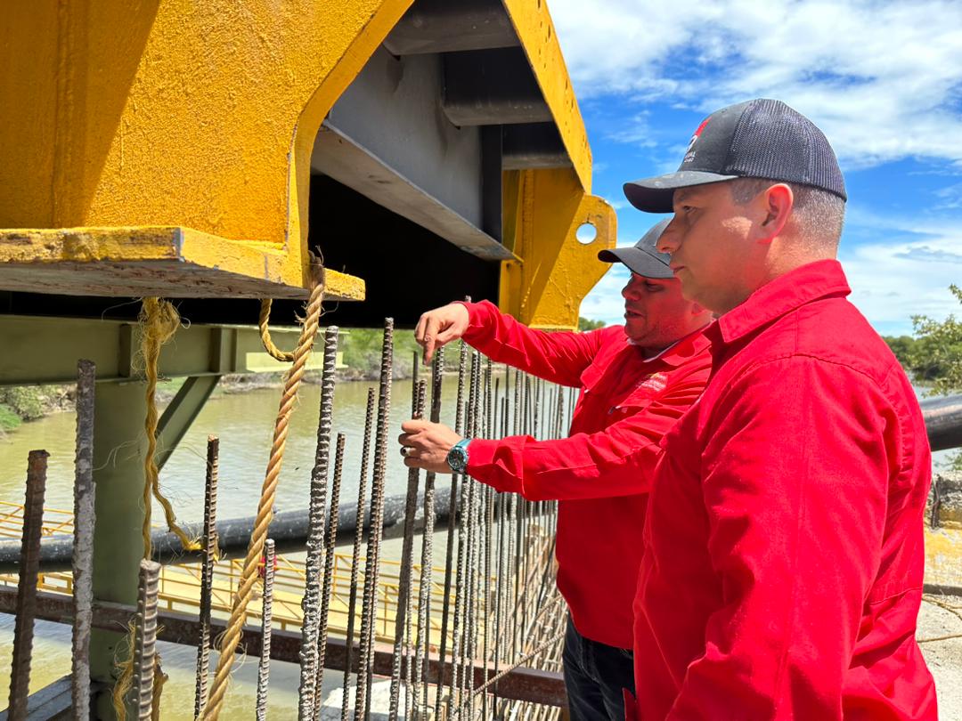 Trabajos en puente La Reina de Carenero