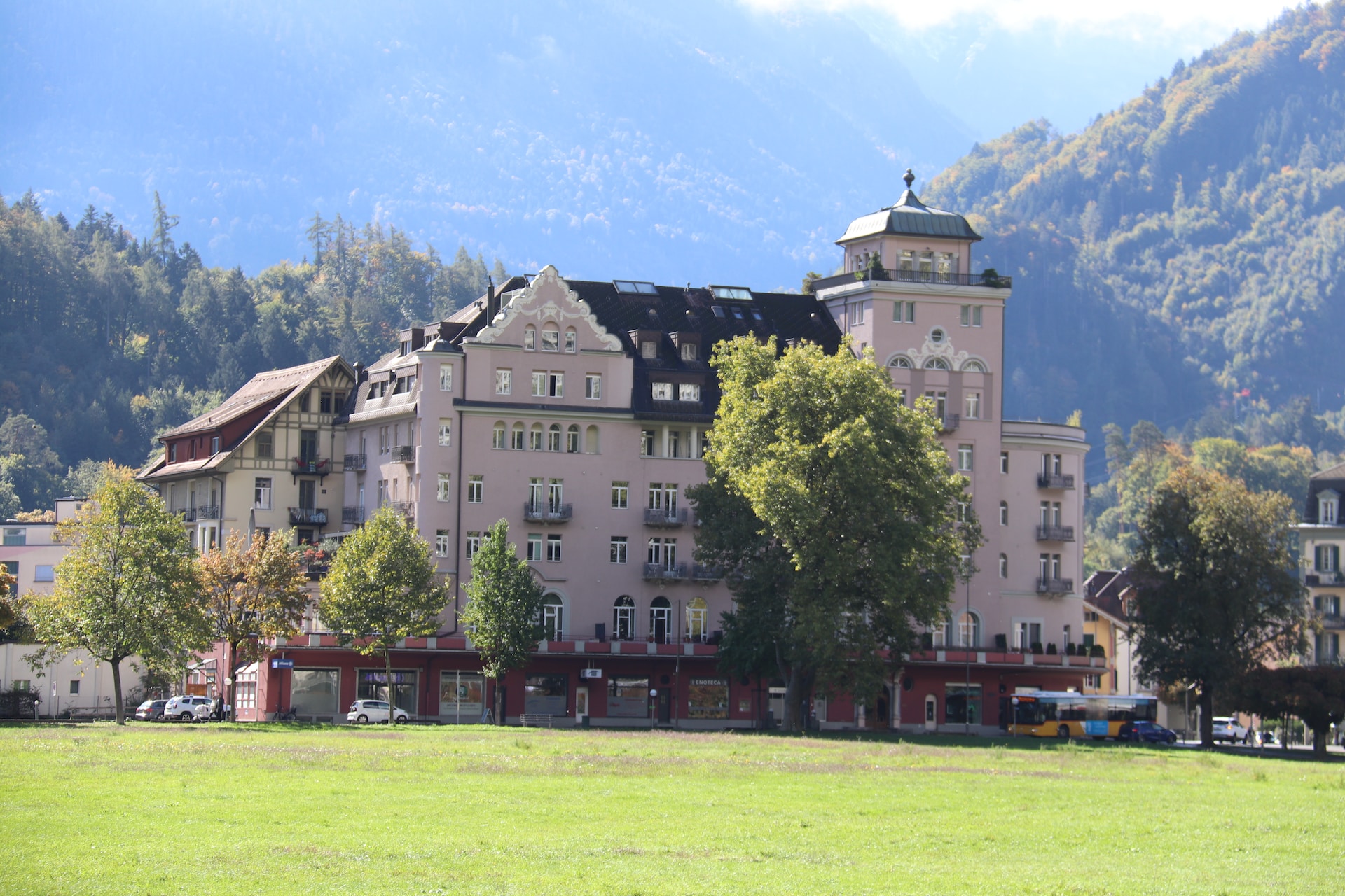 Hoteles donde alojarse en la Ciudad de Interlaken