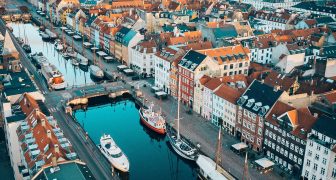 Recorrido turístico por la Ciudad de Copenhague