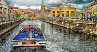 Recorrido turístico por la Ciudad de Copenhague