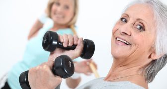 Rutina de ejercicios y dieta para mujeres de 60 a 70 años