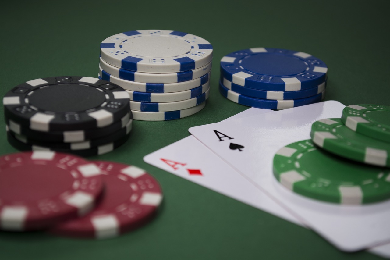 Jugar póker