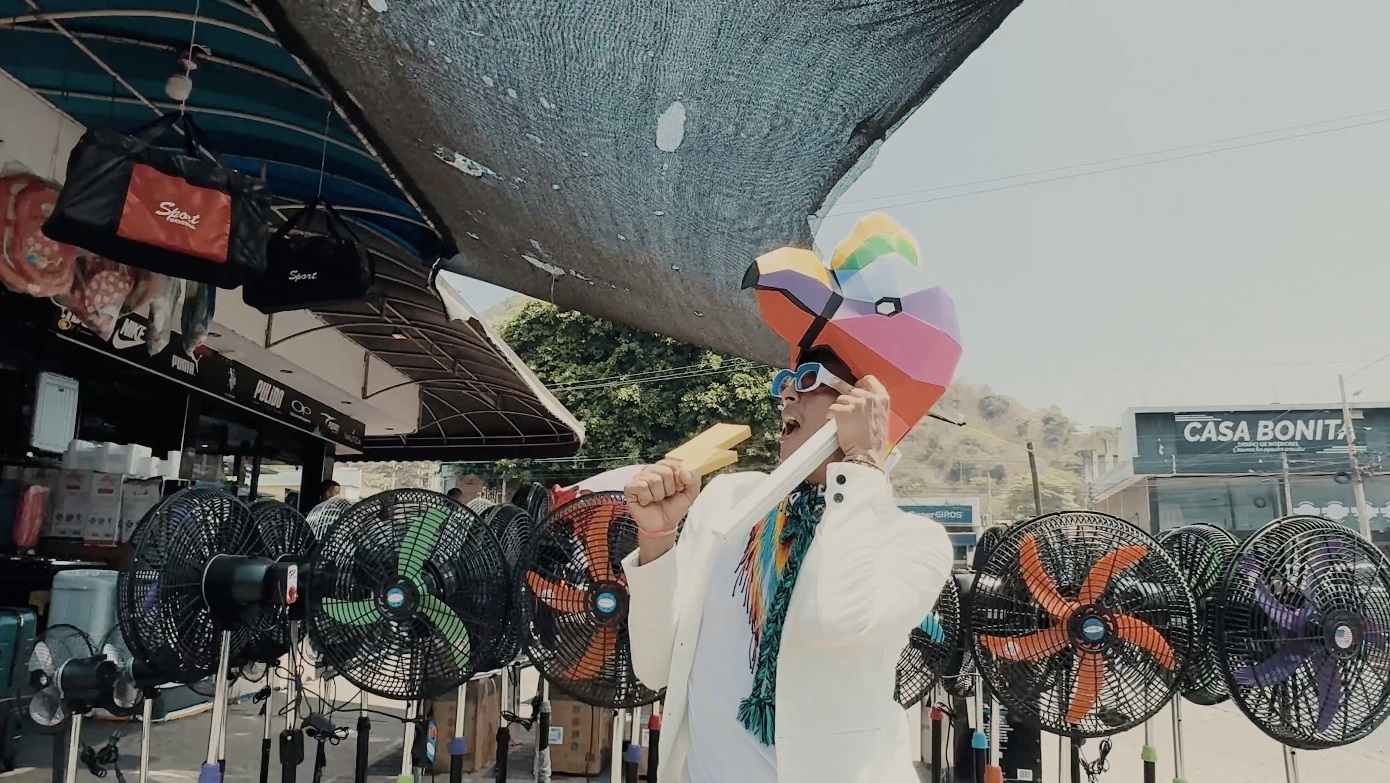 Cóndor Multicolor - Salió del pecho