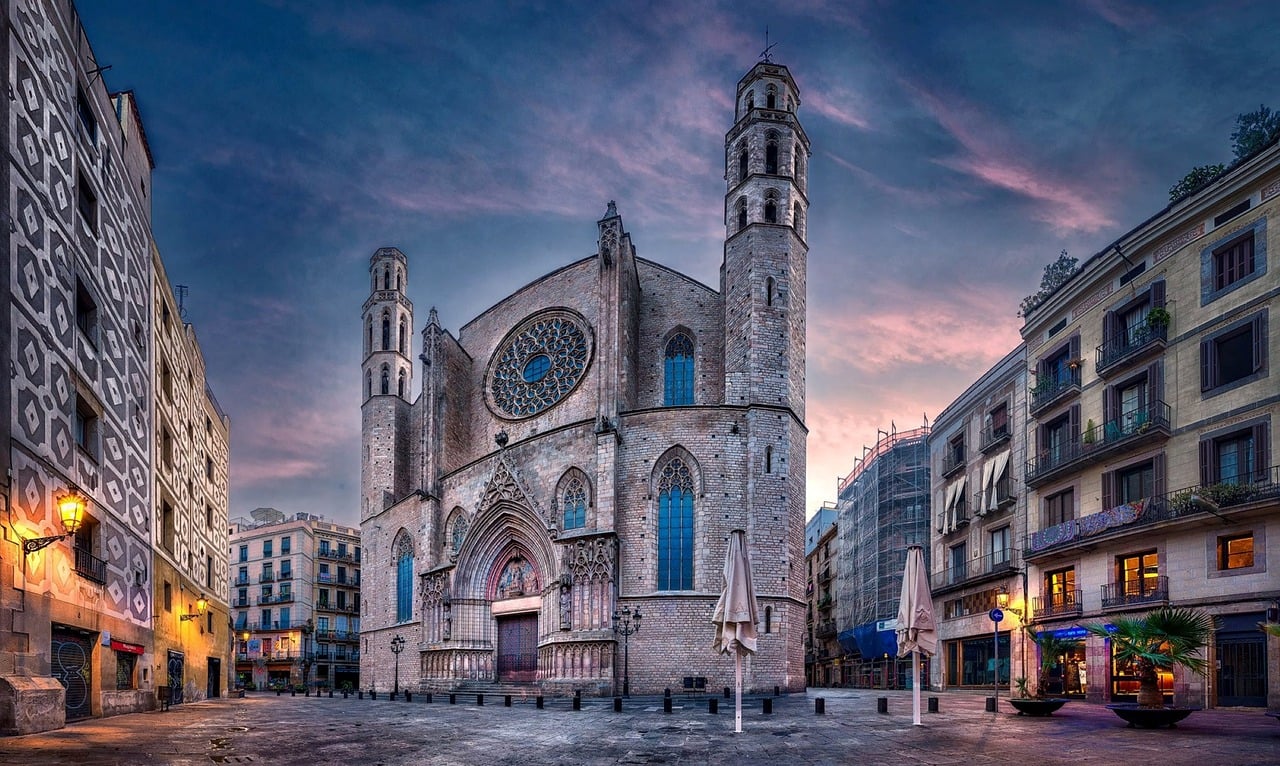 Turismo en Barcelona IGLESIA