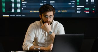 Invetir en la criptomonedas en 2025