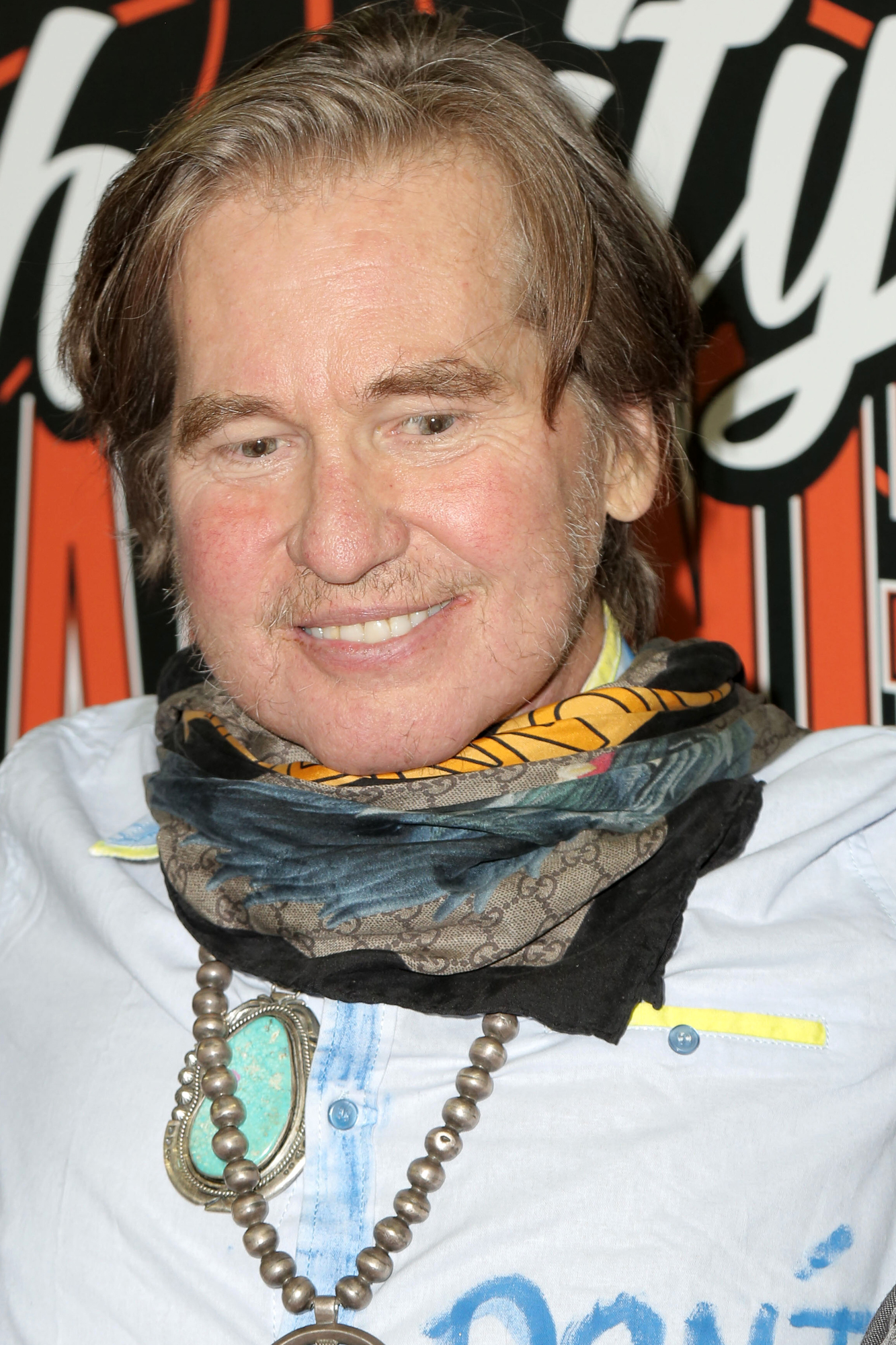 Val Kilmer en su tratamiento de cancer NotiActual